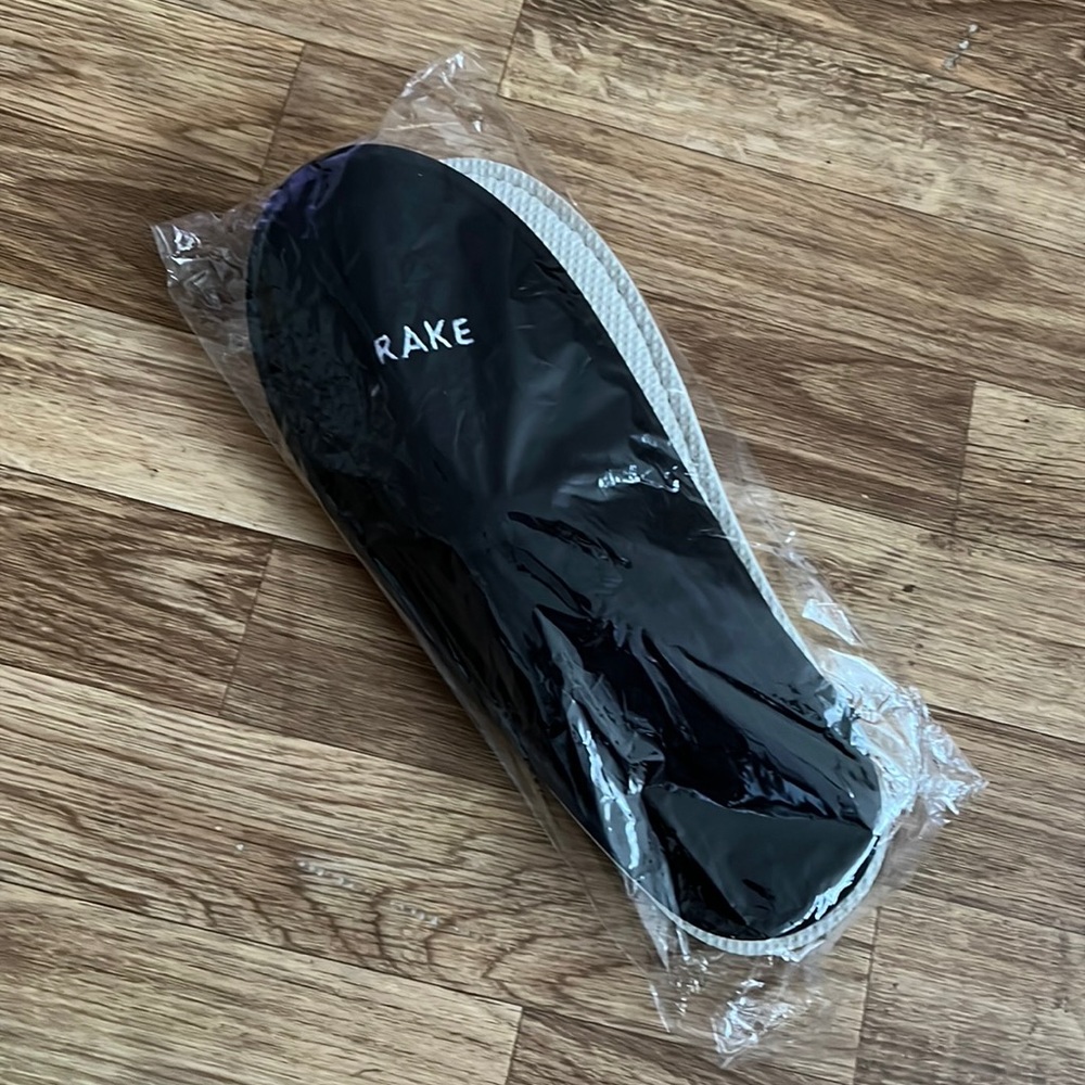 Drake hotel slippers - size 8-10